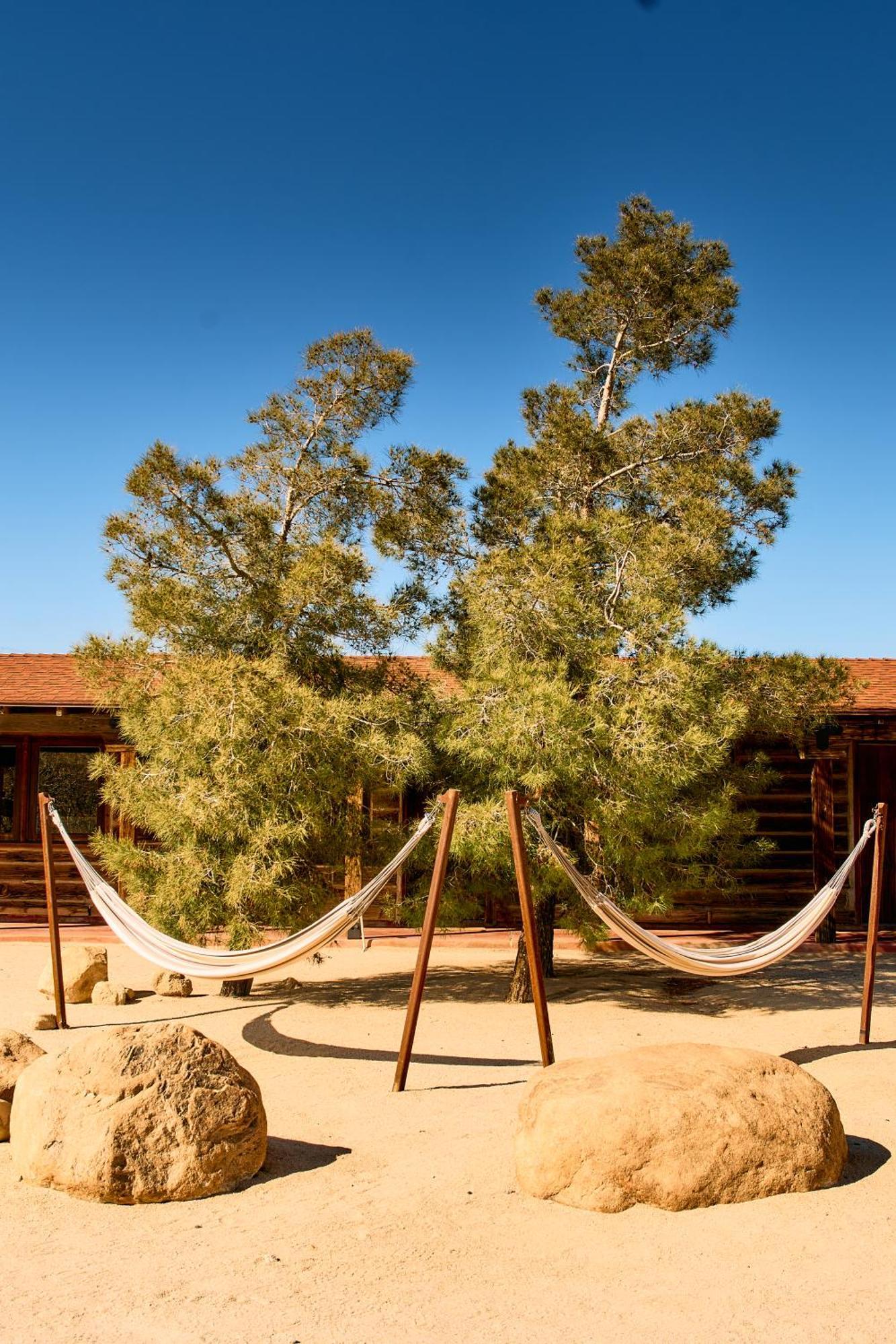 Pioneertown Motel Bagian luar foto