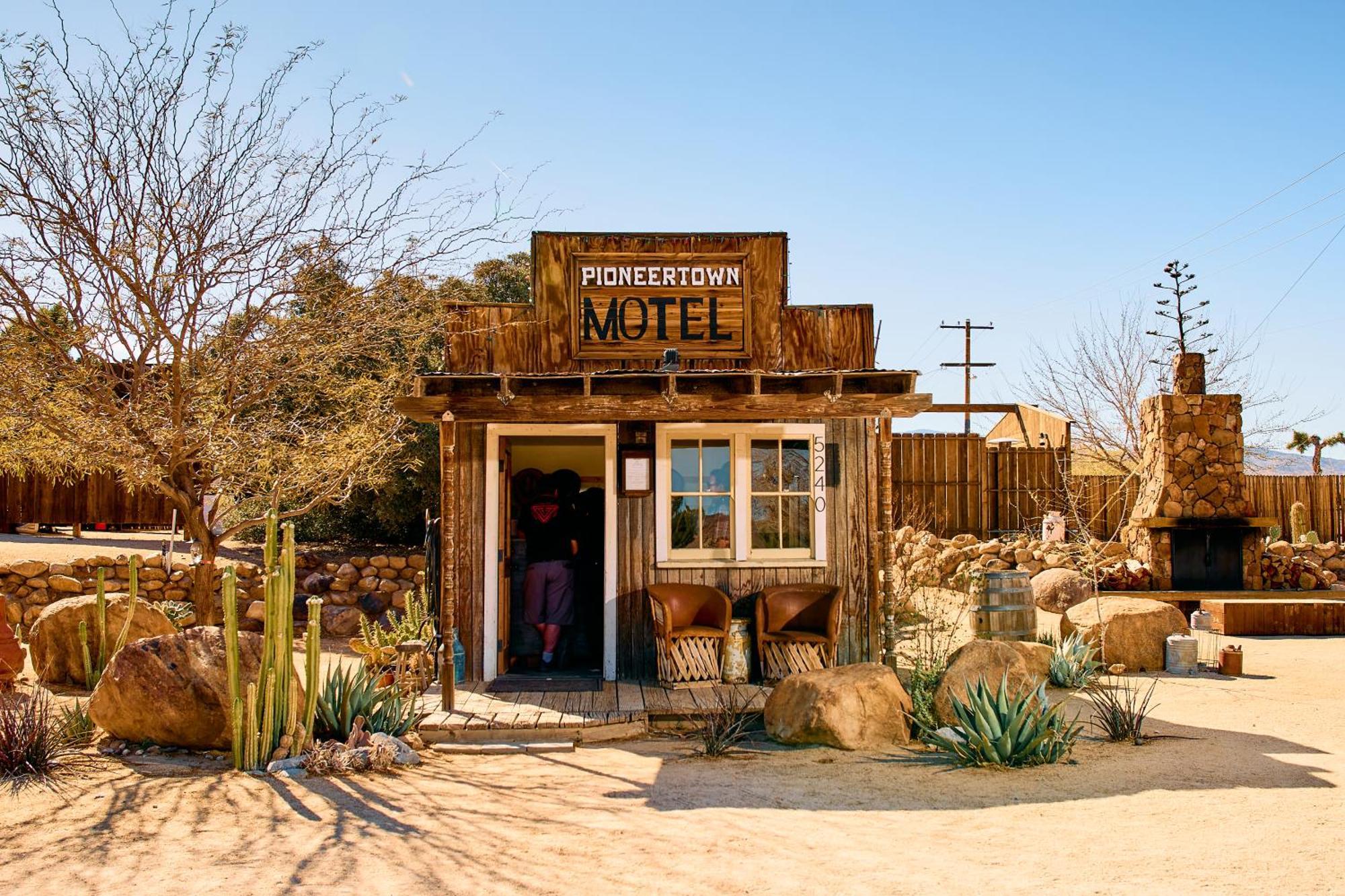 Pioneertown Motel Bagian luar foto