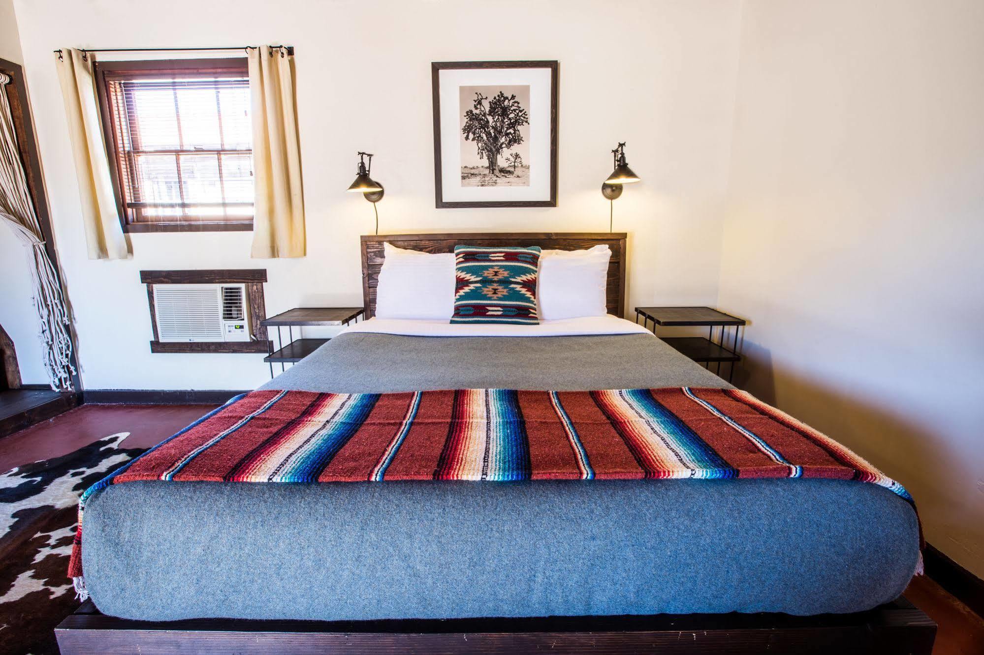 Pioneertown Motel Bagian luar foto